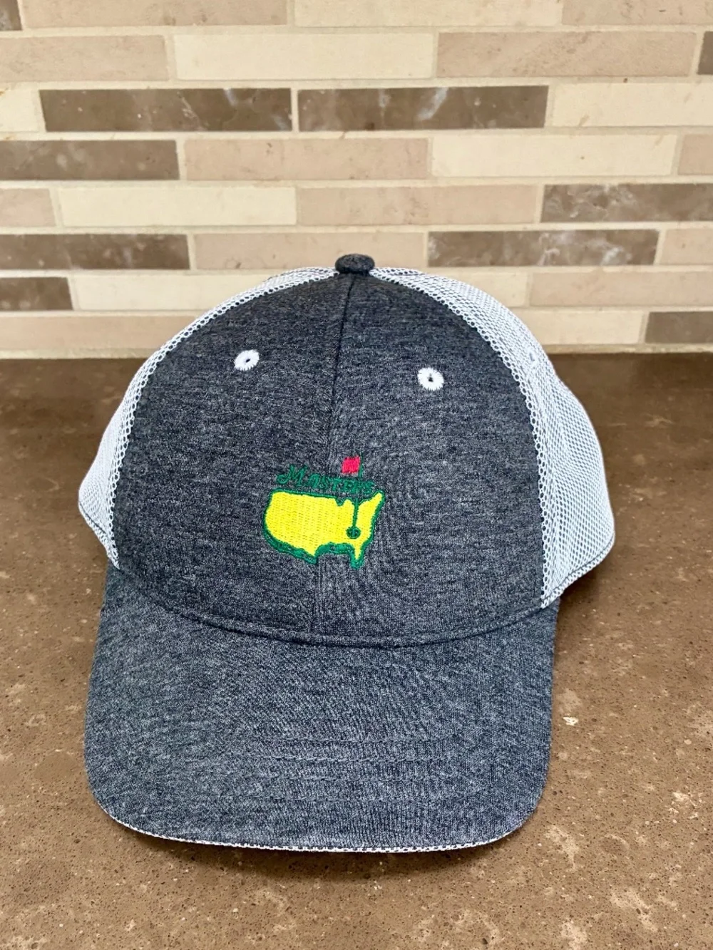 New Masters Tournament Golf Hat Grey White Augusta Logo Mesh Cap